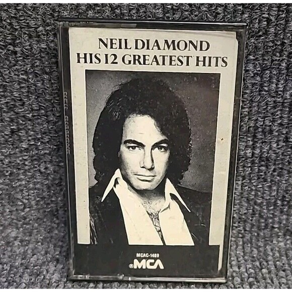 Vintage Neil Diamond 12 Greatest Hits Cassette Tape Sweet Caroline 1974 MCA - Picture 1 of 4